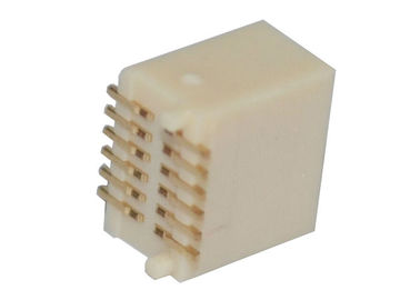 اتصالات برنجی اتصال Smt BTB عمودی Mount اتصال دهنده نر سردر حالی که 180 °