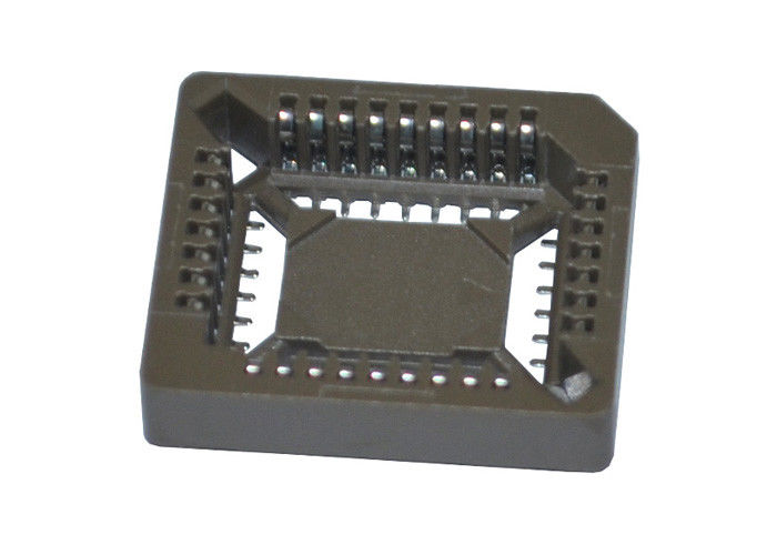 32 پین PLCC IC سوکت اتصال دهنده 1.27میلی متر گام صدا SMT تایپ کنید آبکاری طلا / قلع